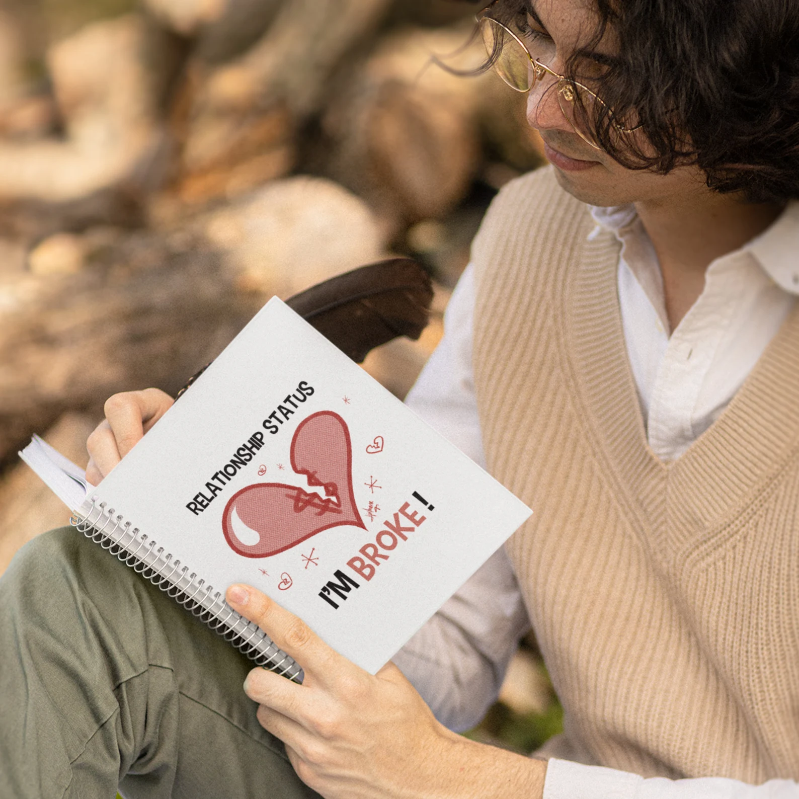 Uh, Oh… Relationship Status: I'm Broke! - Imagen 3